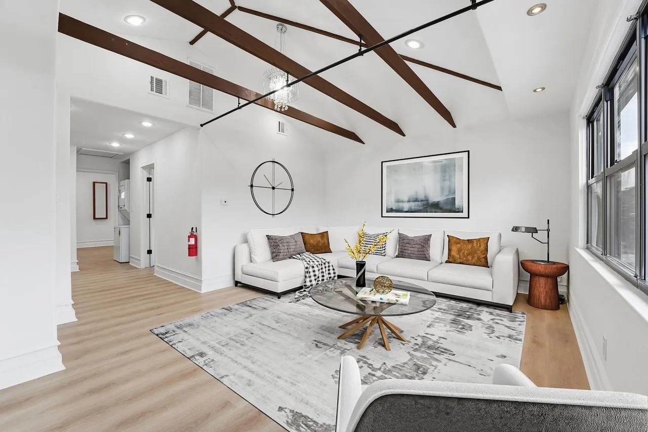 89 Stuyvesant Ave #2ndFL - Photo 3 of 10