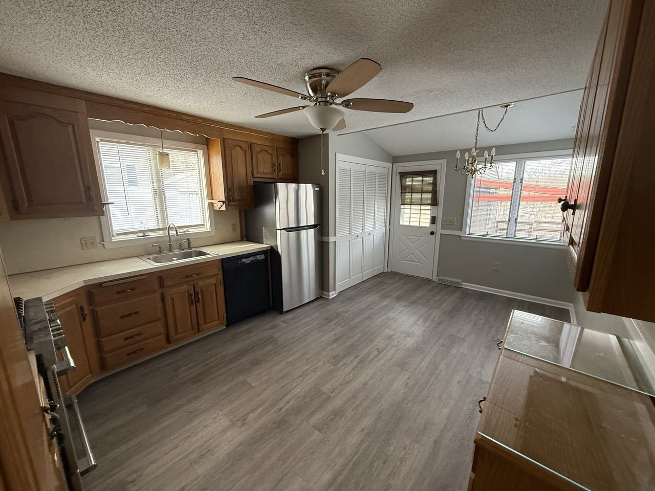 123 Merigold Dr #X - Photo 2 of 8