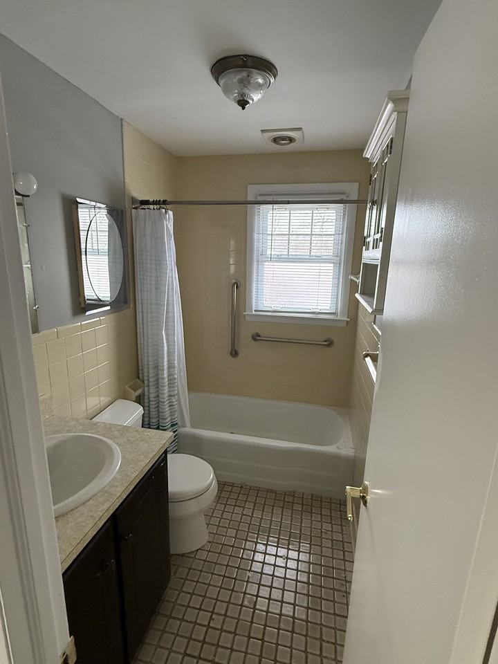 123 Merigold Dr #X - Photo 3 of 8