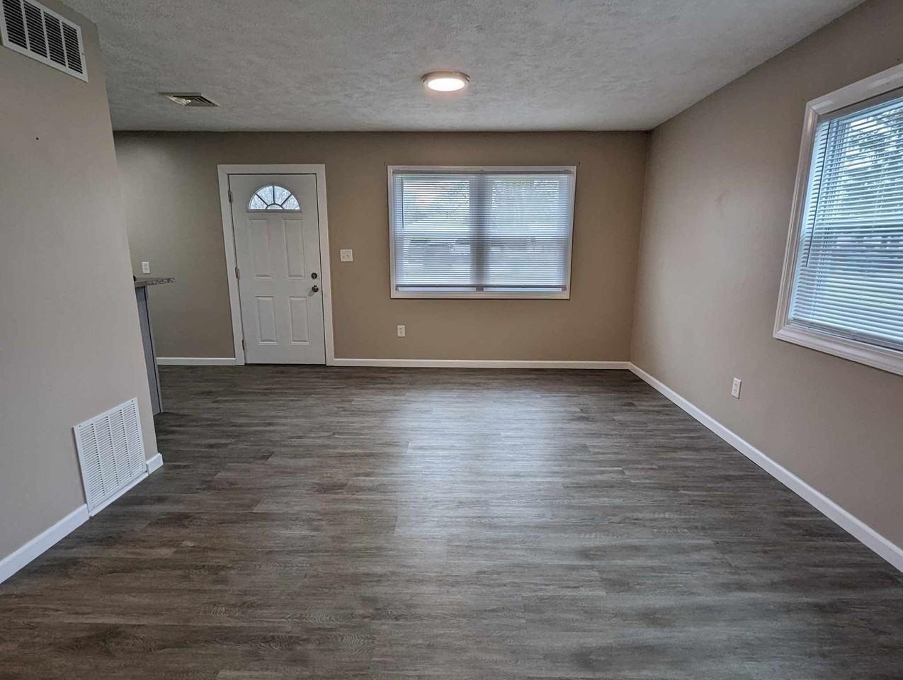 4860 Forest Rd #NA - Photo 7 of 17