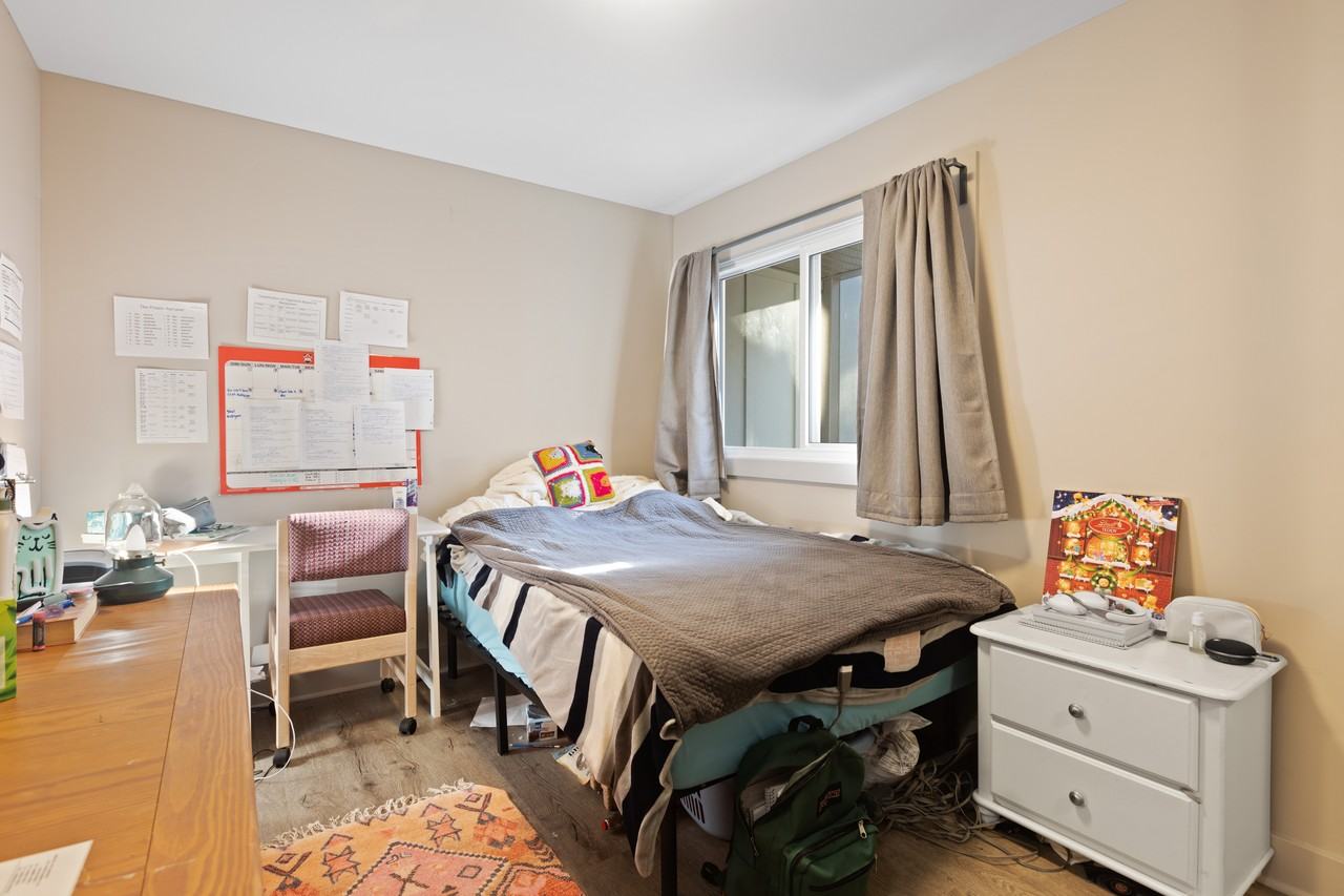 77 Fulton Avenue - Photo 7 of 11