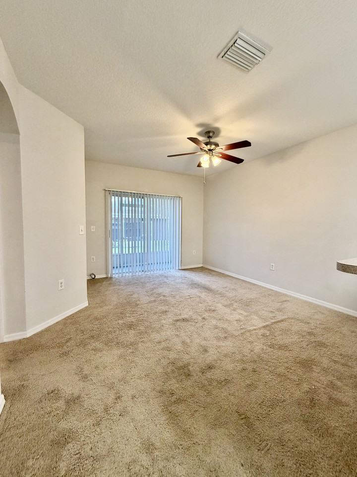 501 Broken Limb Pl #1 - Photo 5 of 27