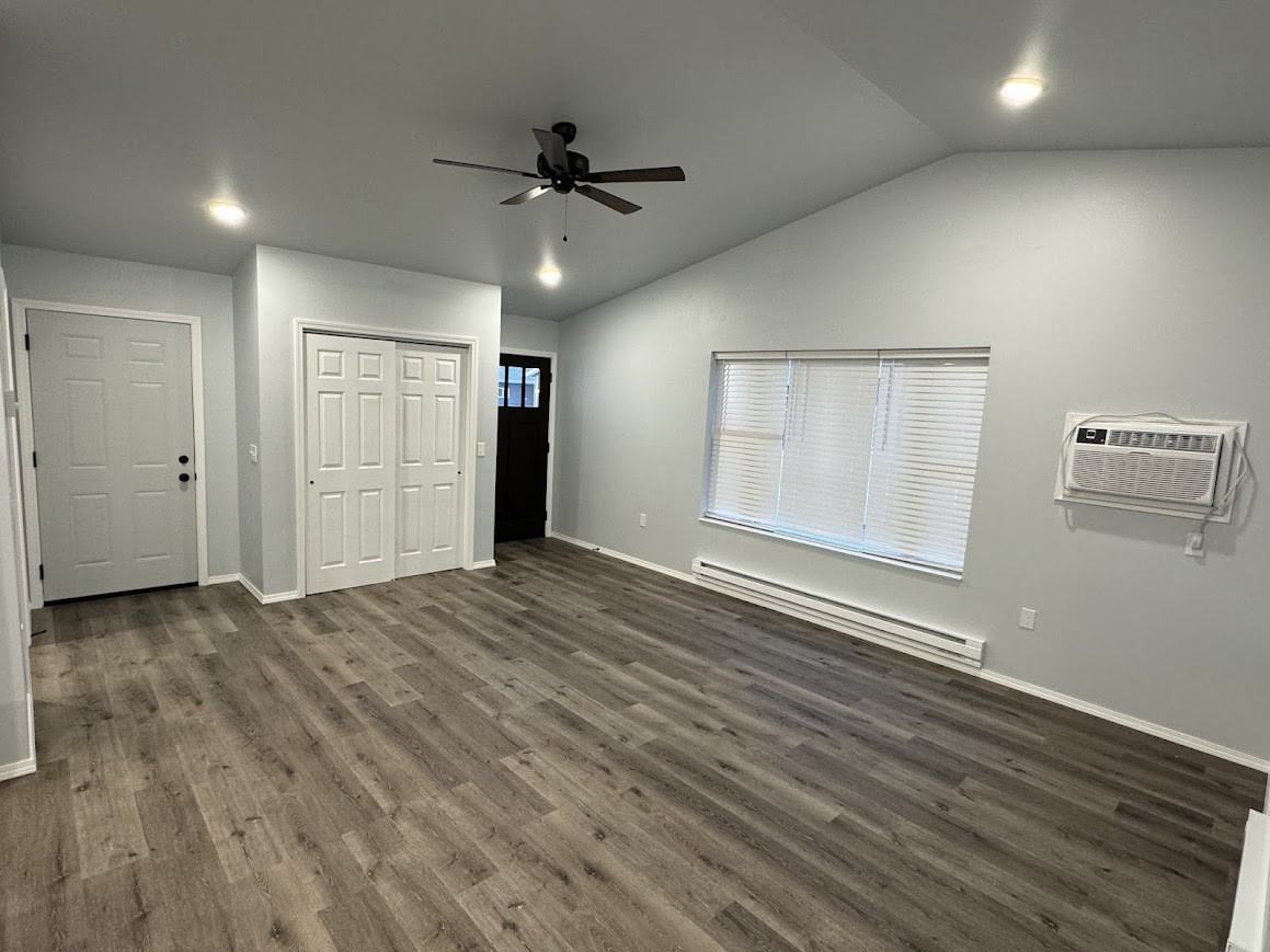 3134 Rosalie Pkwy - Photo 2 of 23