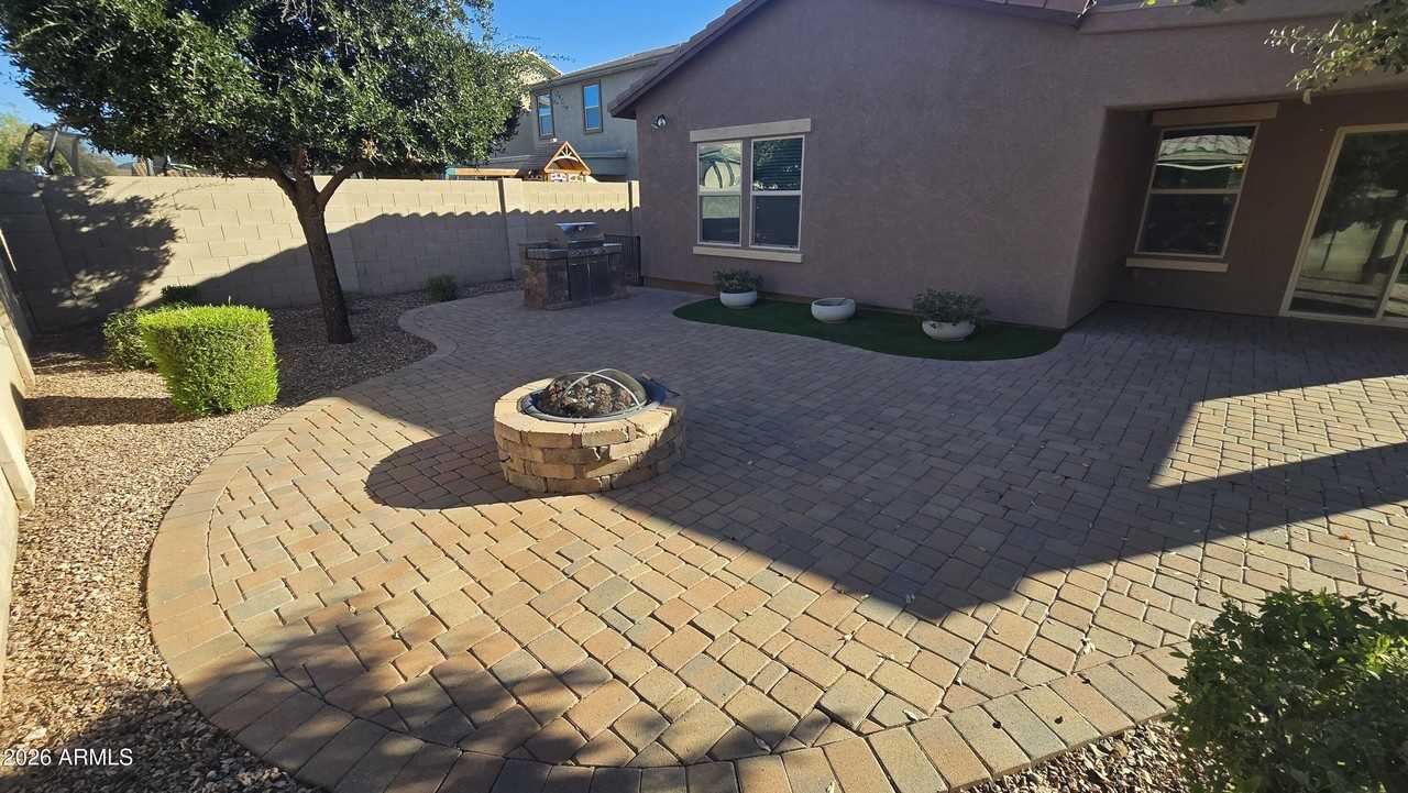 10826 W Avenida Del Rey - Photo 5 of 37