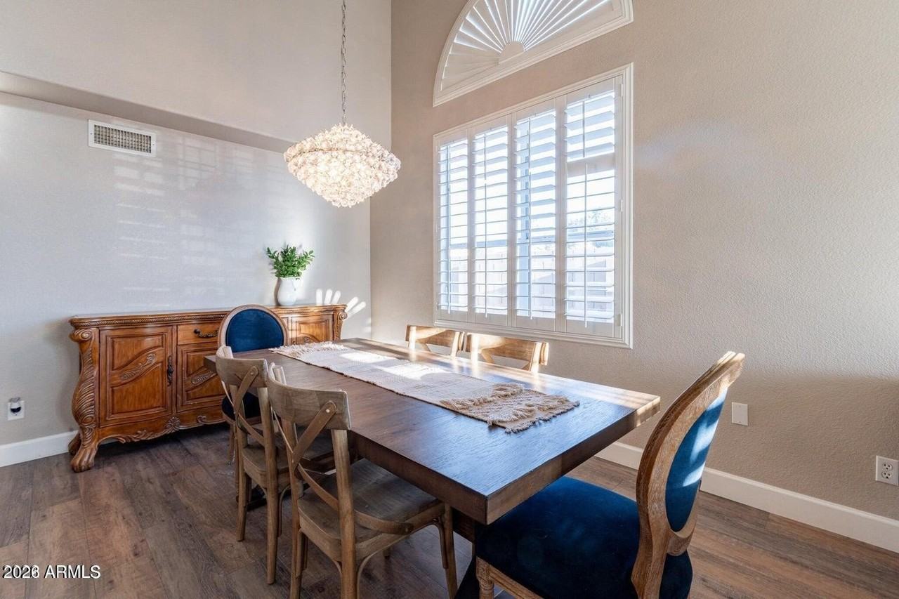 16223 N 10th Ave - Photo 4 of 31