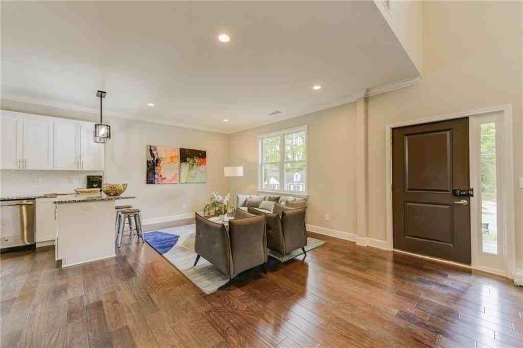 1922 Brannen Rd Se - Photo 5 of 21