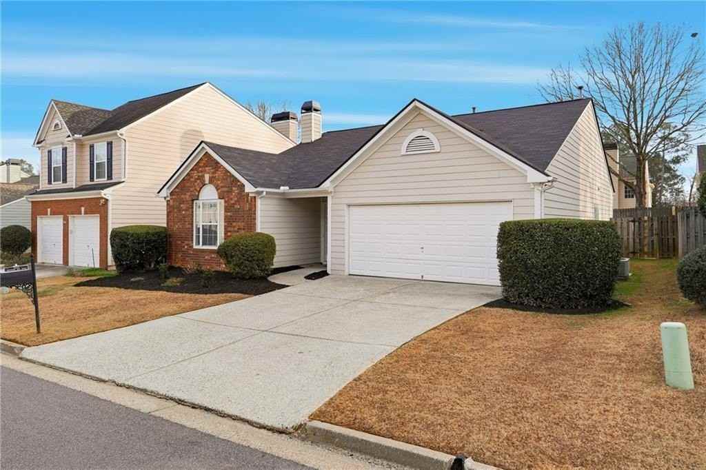 2335 Winthrope Way Dr - Photo 2 of 27