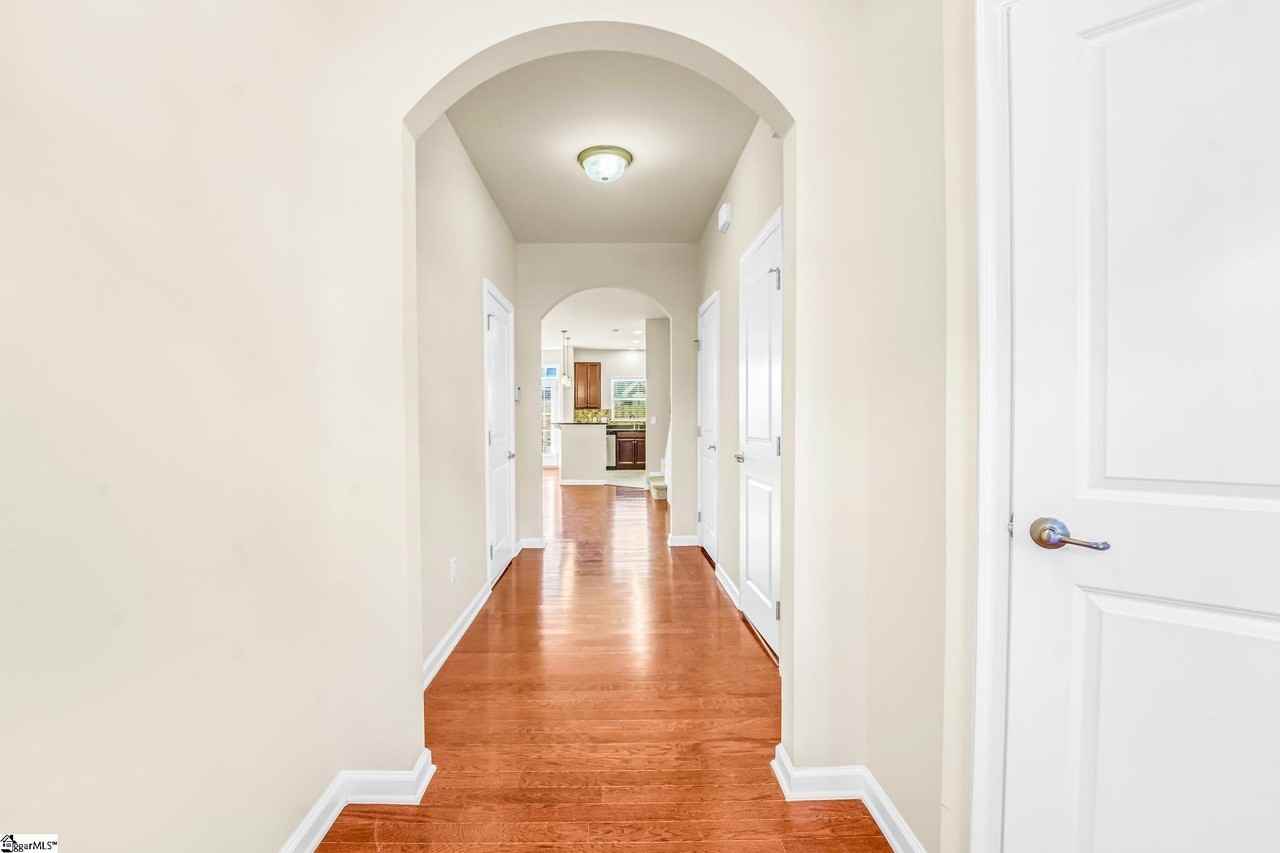 446 Christiane Way - Photo 3 of 24