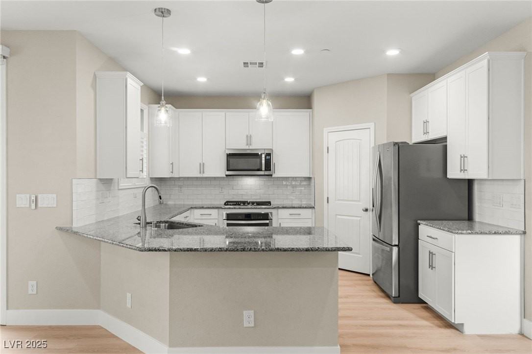 137 Fulgora St - Photo 3 of 50