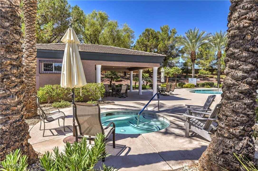 801 Dana Hills Ct #101 - Photo 4 of 30