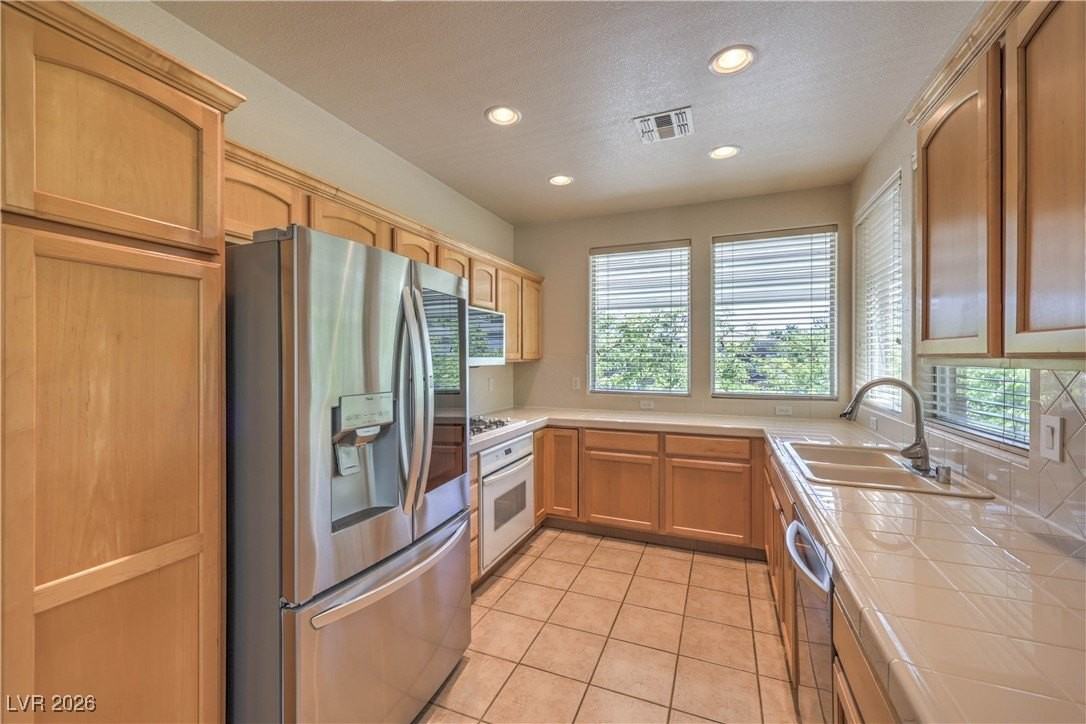 801 Dana Hills Ct #101 - Photo 7 of 30