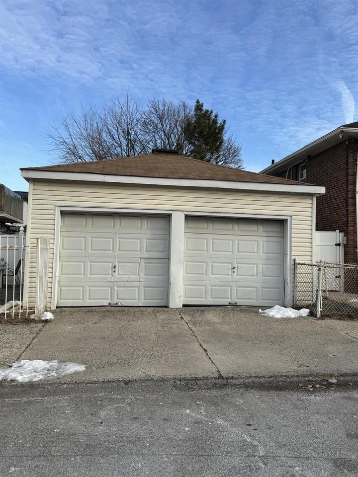 4400 Liberty Ave #2 - Photo 2 of 14