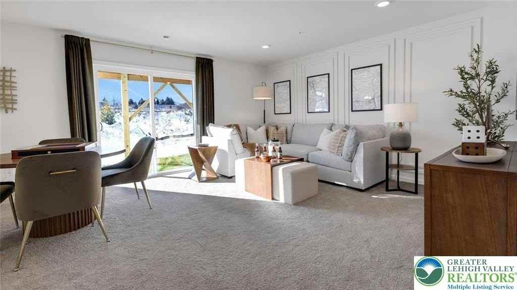 8303 Alexander Court - Photo 5 of 24