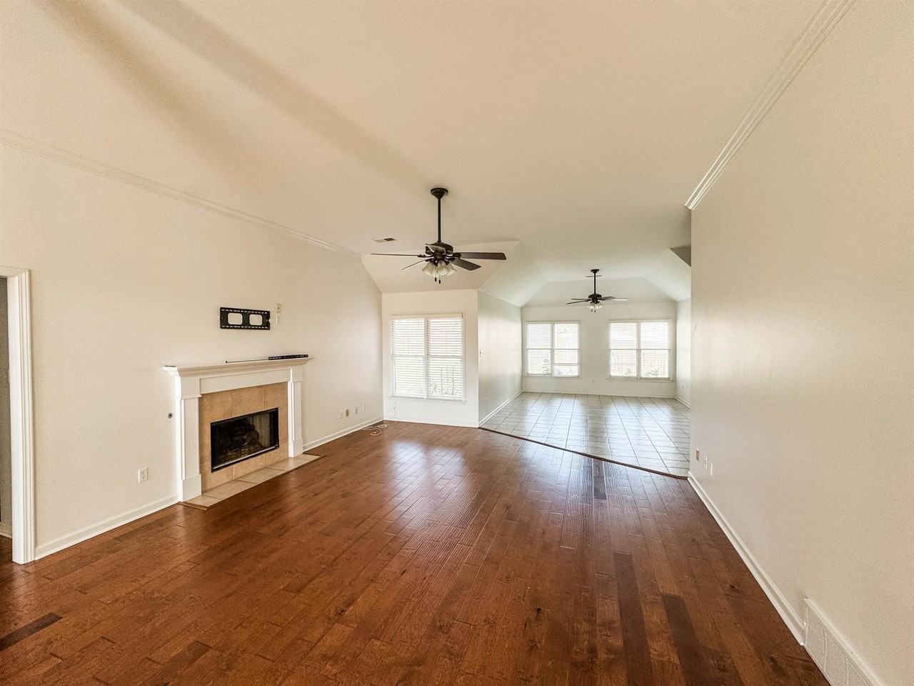 284 Holly Cv - Photo 3 of 14