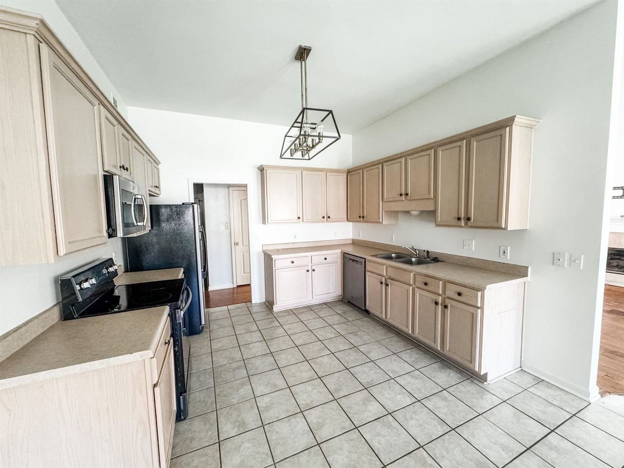 284 Holly Cv - Photo 6 of 14