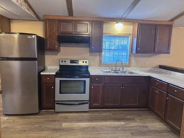 2909 Pinecrest Dr #1 - Photo 4 of 20