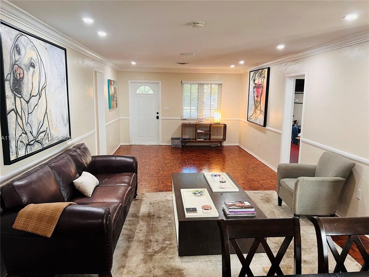 1507 Pizarro St - Photo 2 of 10