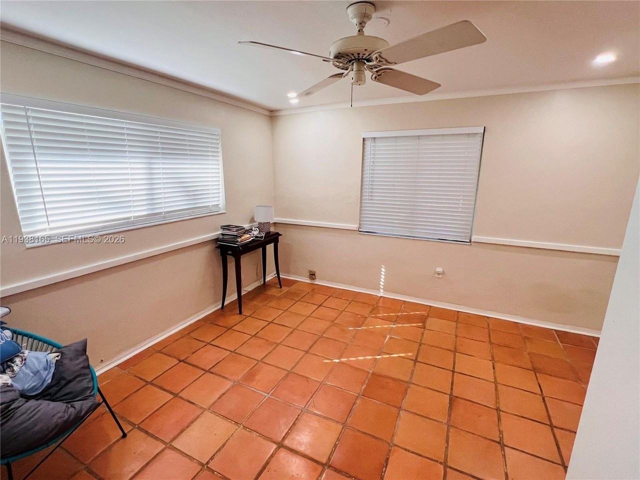 1507 Pizarro St - Photo 6 of 10