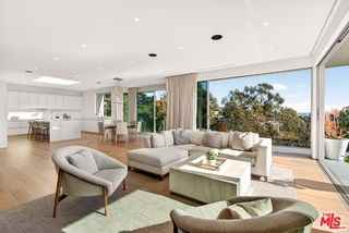 9894 Beverly Grove Dr - Photo 2 of 8