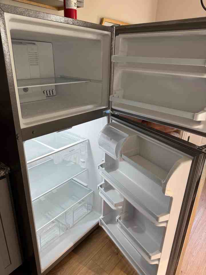 Eastland St - Photo 4 of 36