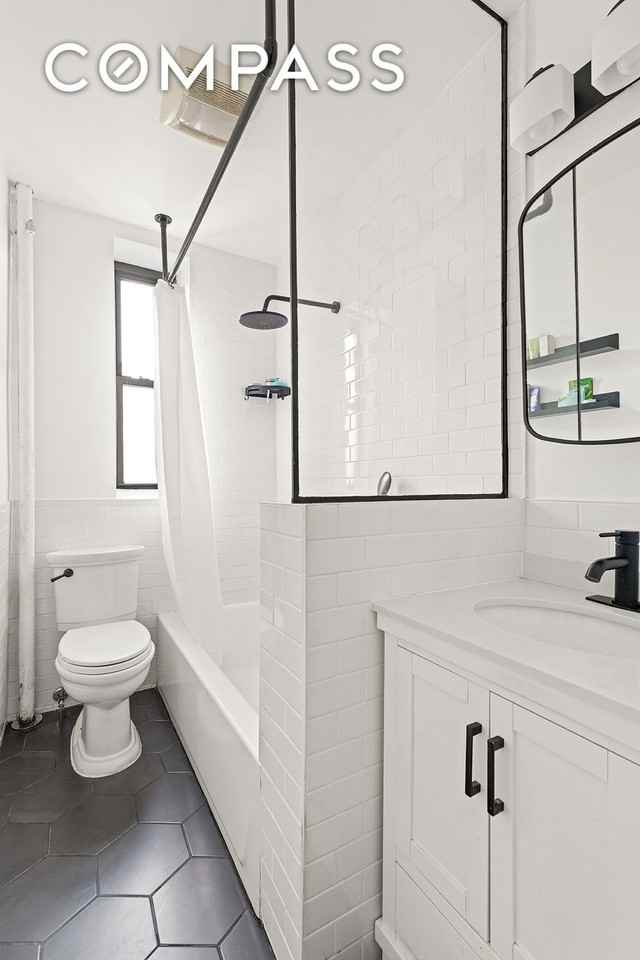 179 Ocean Pkwy #4A - Photo 5 of 5