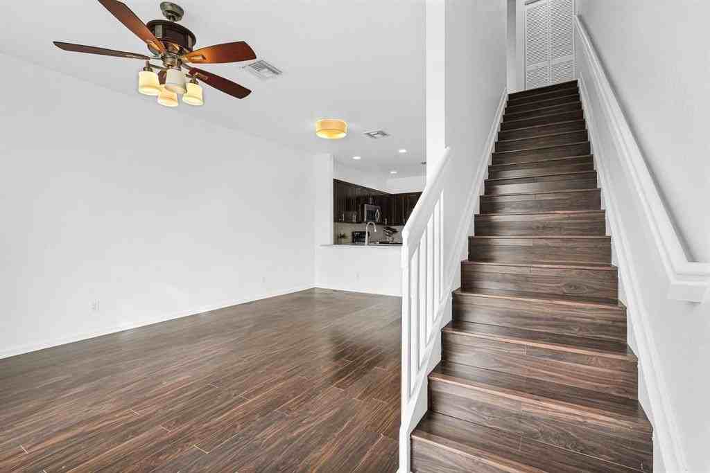 1427 Nw 34th Way #1427 - Photo 7 of 49