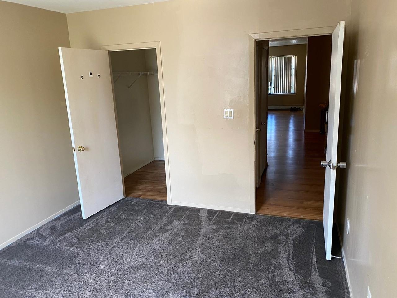 940 East 181st Street #3 - Photo 5 of 7