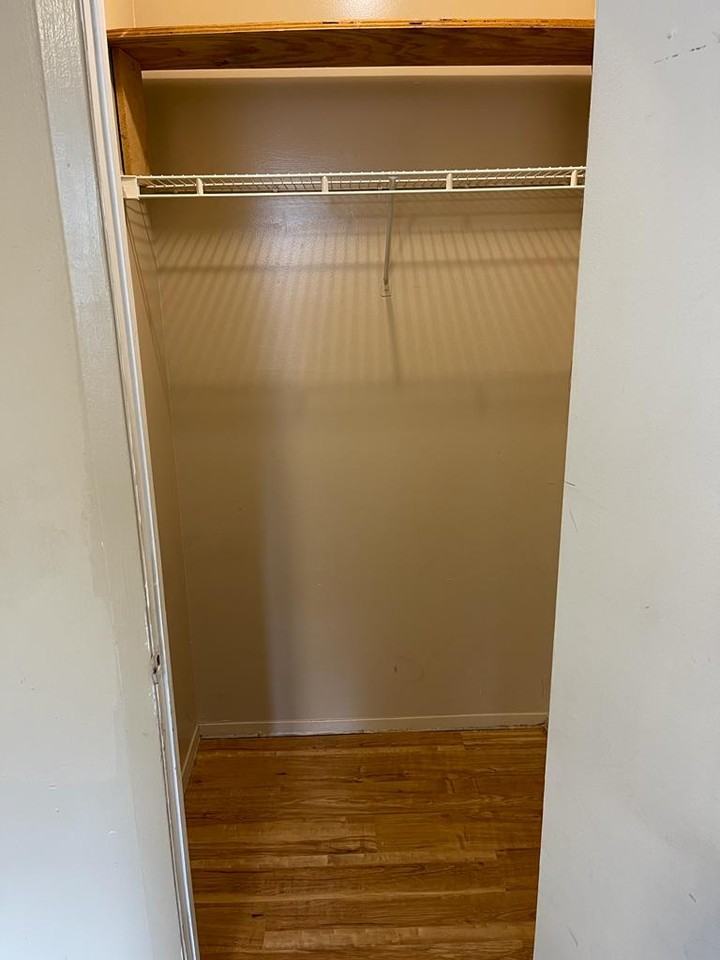 940 East 181st Street #3 - Photo 6 of 7