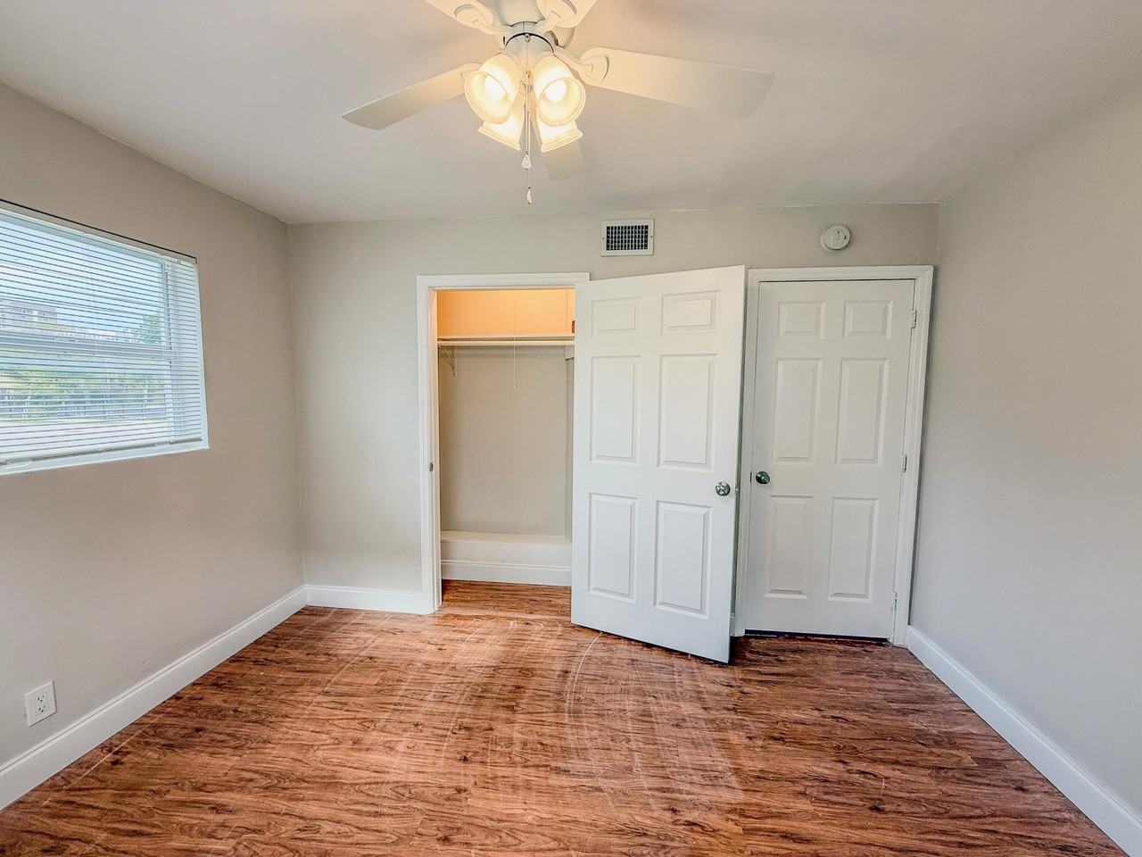 825 3rd St - Photo 7 of 12