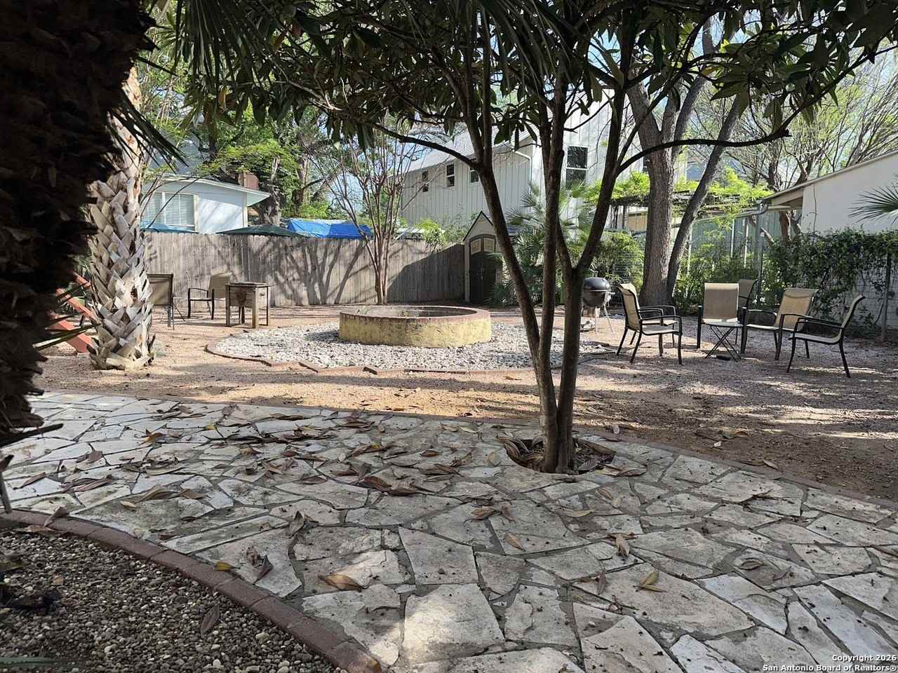 302 Madison Apt 4 #4 - Photo 4 of 18