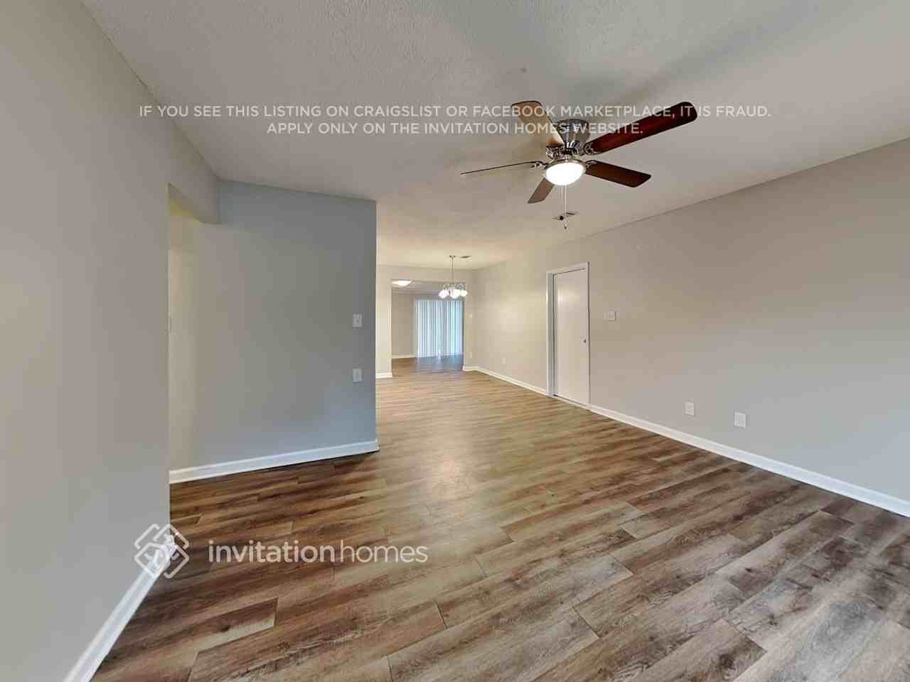 721 Utoy Cir Sw - Photo 4 of 18