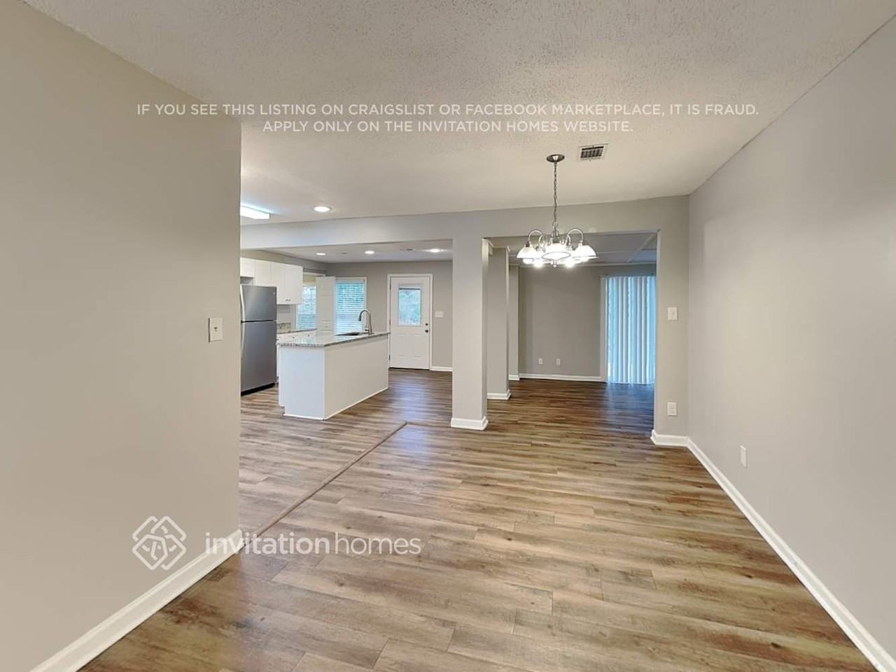 721 Utoy Cir Sw - Photo 5 of 18