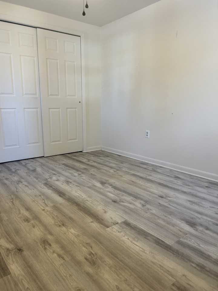 673 Overlys Grove Rd #1 - Photo 2 of 8