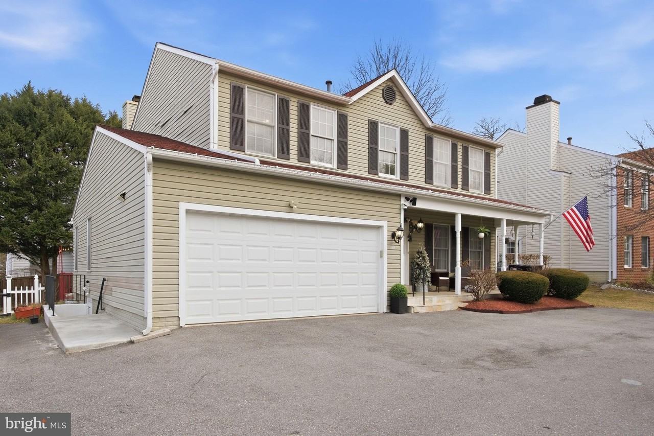 8905 Emory Grove Rd - Photo 2 of 33