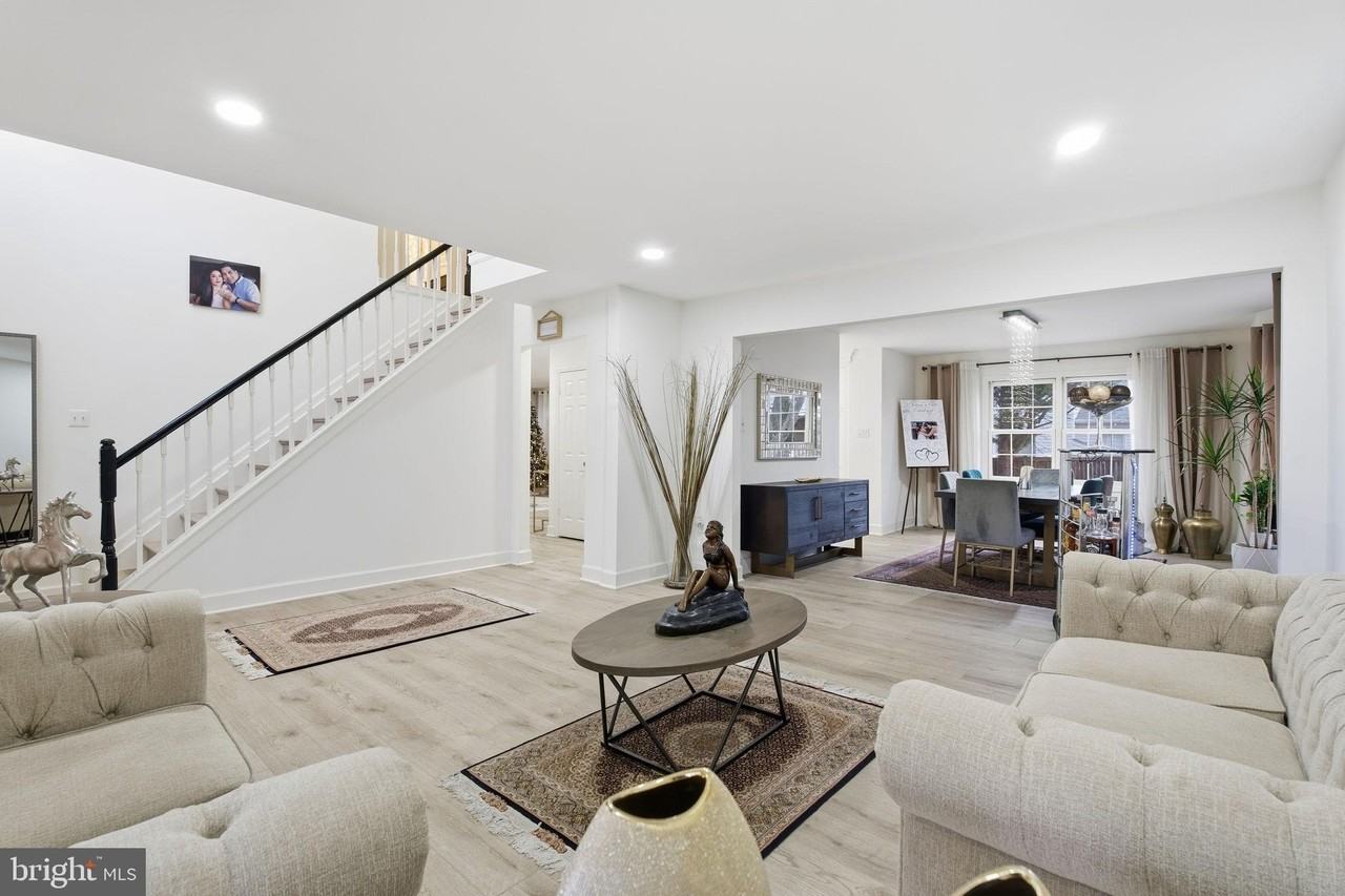 8905 Emory Grove Rd - Photo 3 of 33