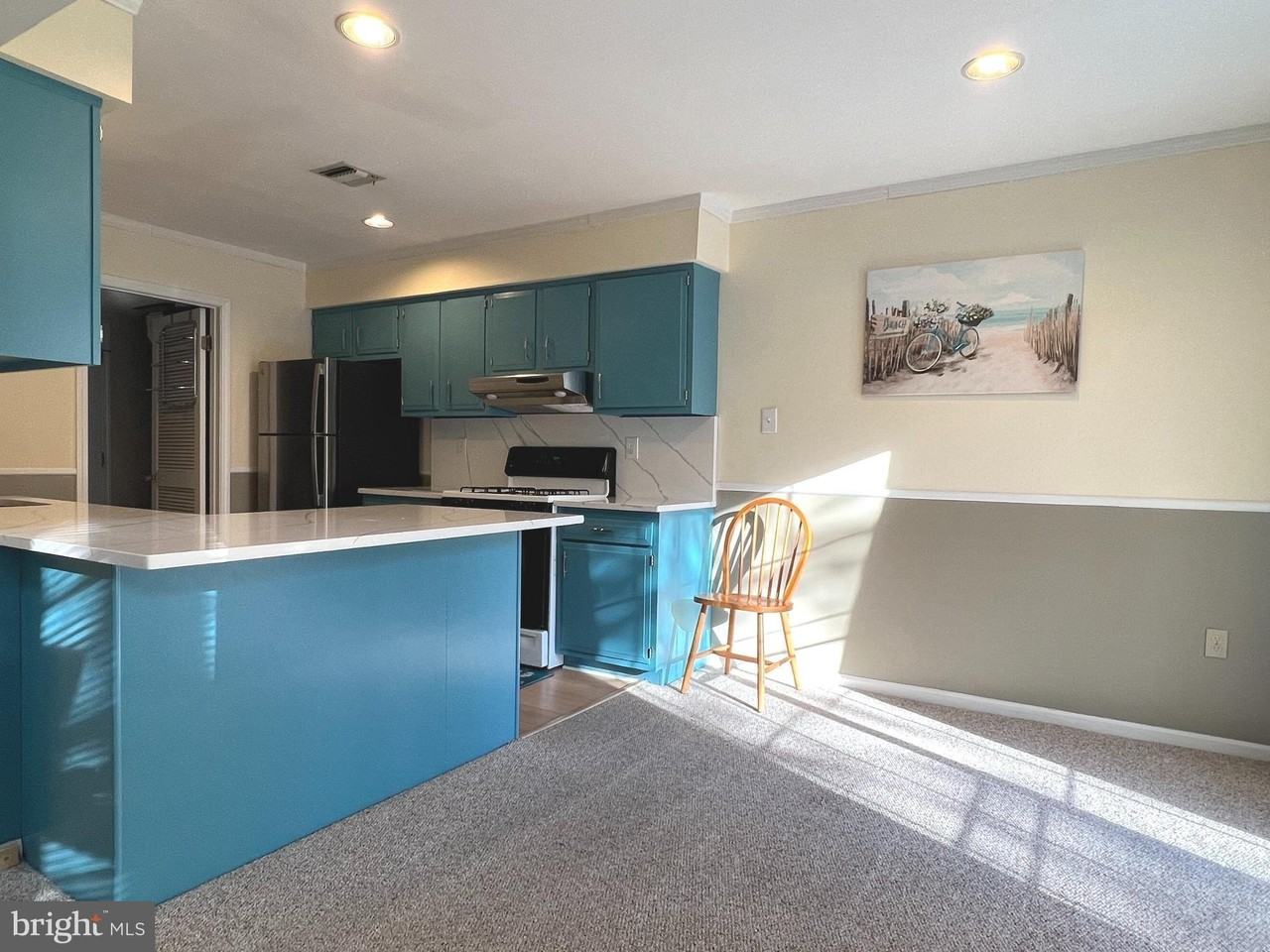 5 Emily Ct - Photo 7 of 23