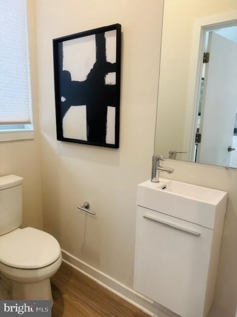 3012 Beachview Ln - Photo 6 of 16