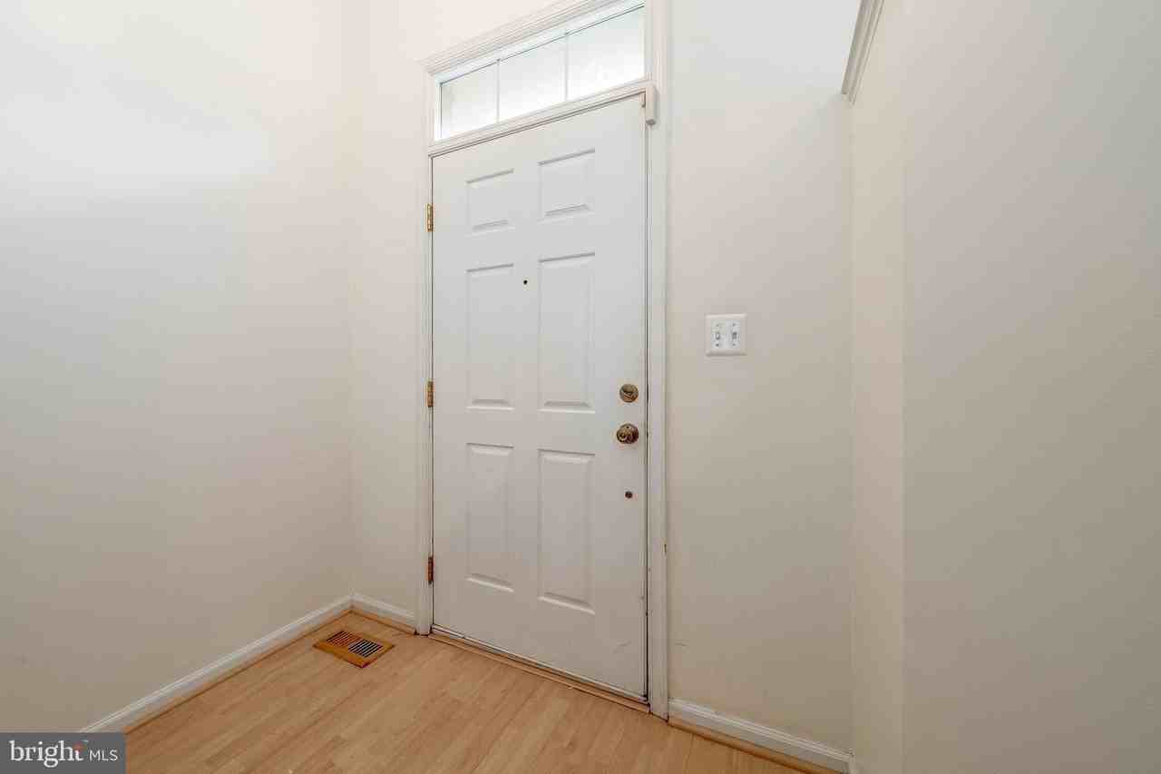 11444 Heritage Commons Way - Photo 2 of 35