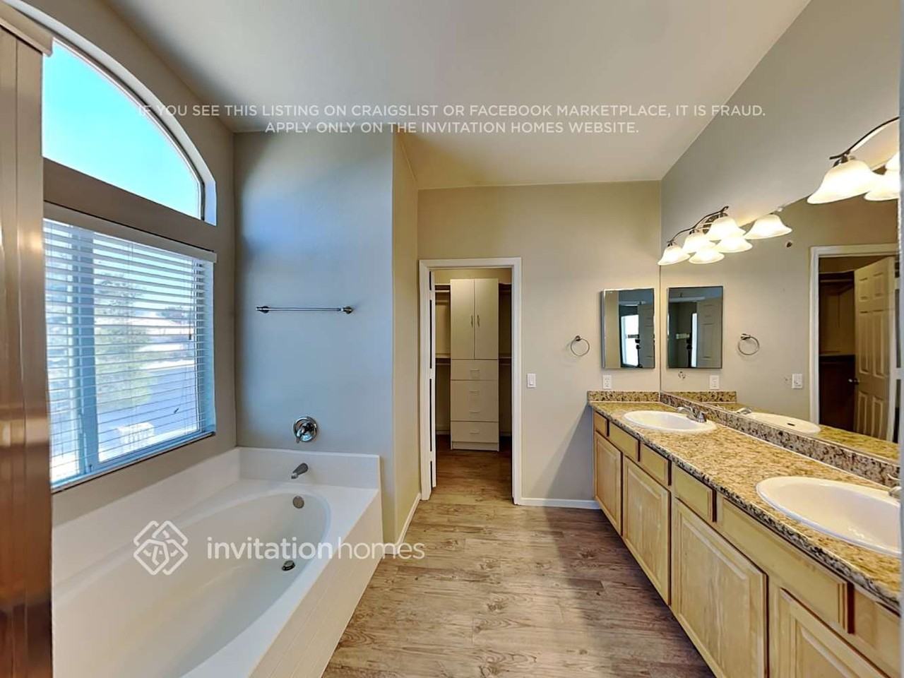 9496 Santa Fe Rose St - Photo 7 of 11