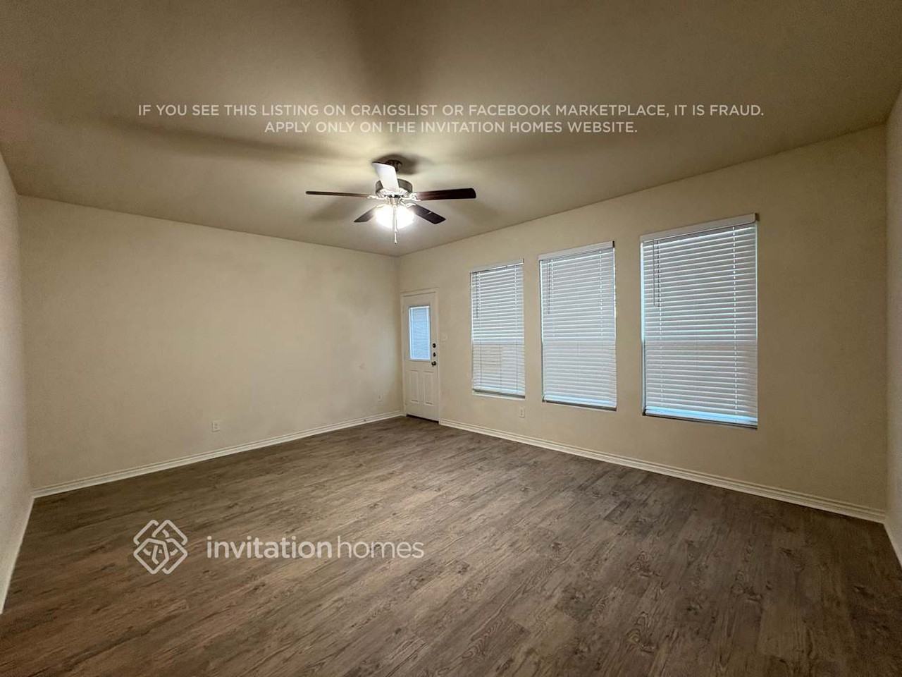 7710 Ike Ave - Photo 2 of 27