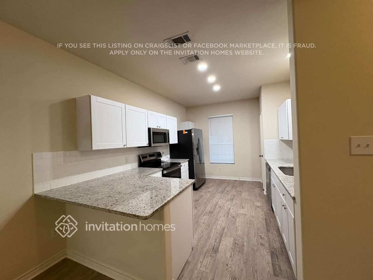 7710 Ike Ave - Photo 5 of 27