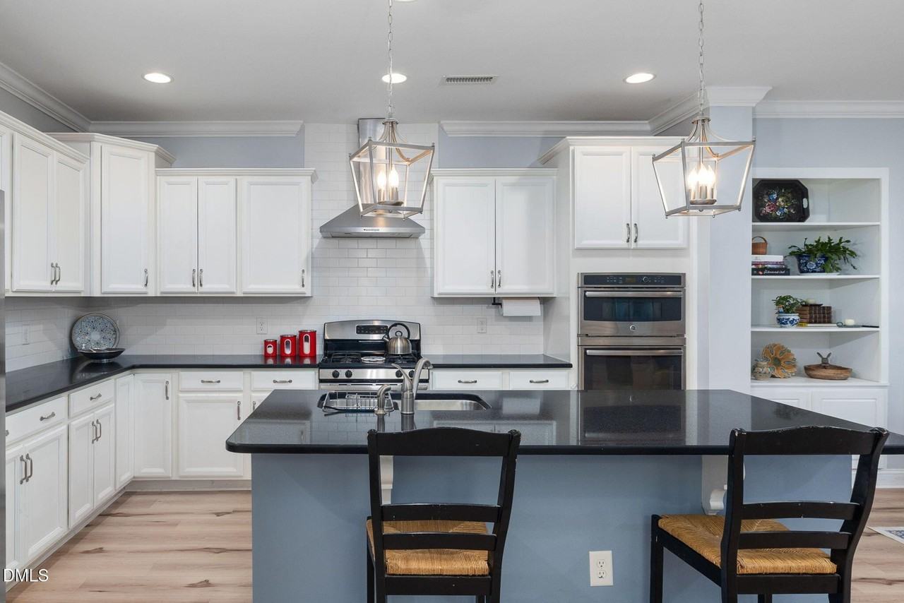 621 Fallon Grove Way - Photo 7 of 24