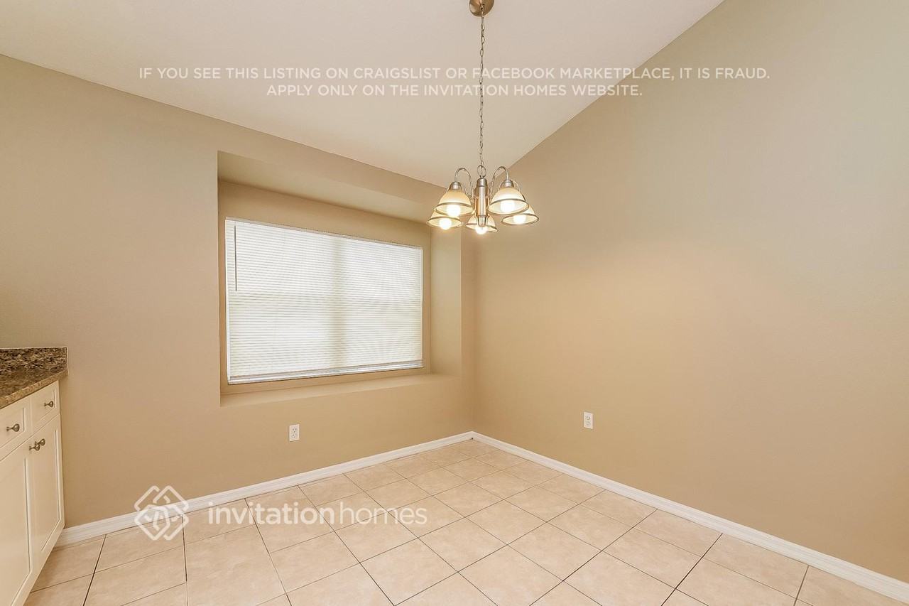 11801 Acorn Woods Ter - Photo 5 of 17