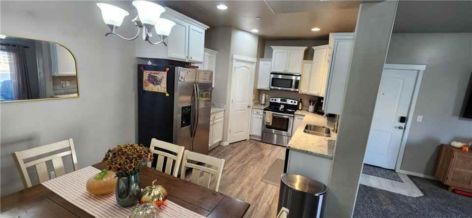 87 E Jordan Ridge Blvd #603 - Photo 4 of 14