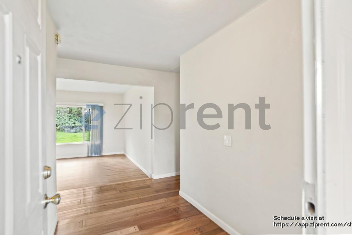 808 Tremont Ct - Photo 4 of 36