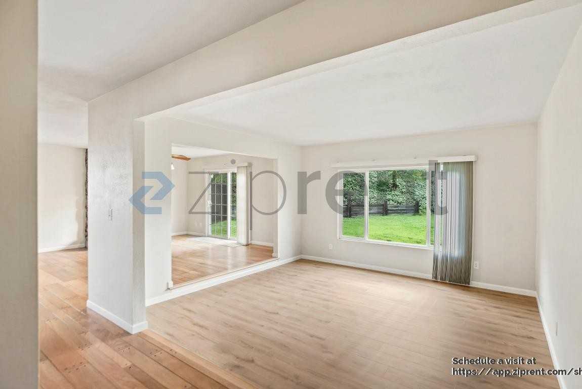 808 Tremont Ct - Photo 5 of 36