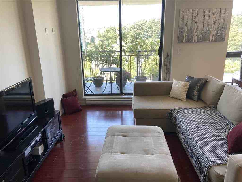 833 Agnes Street #1403 - Photo 5 of 28