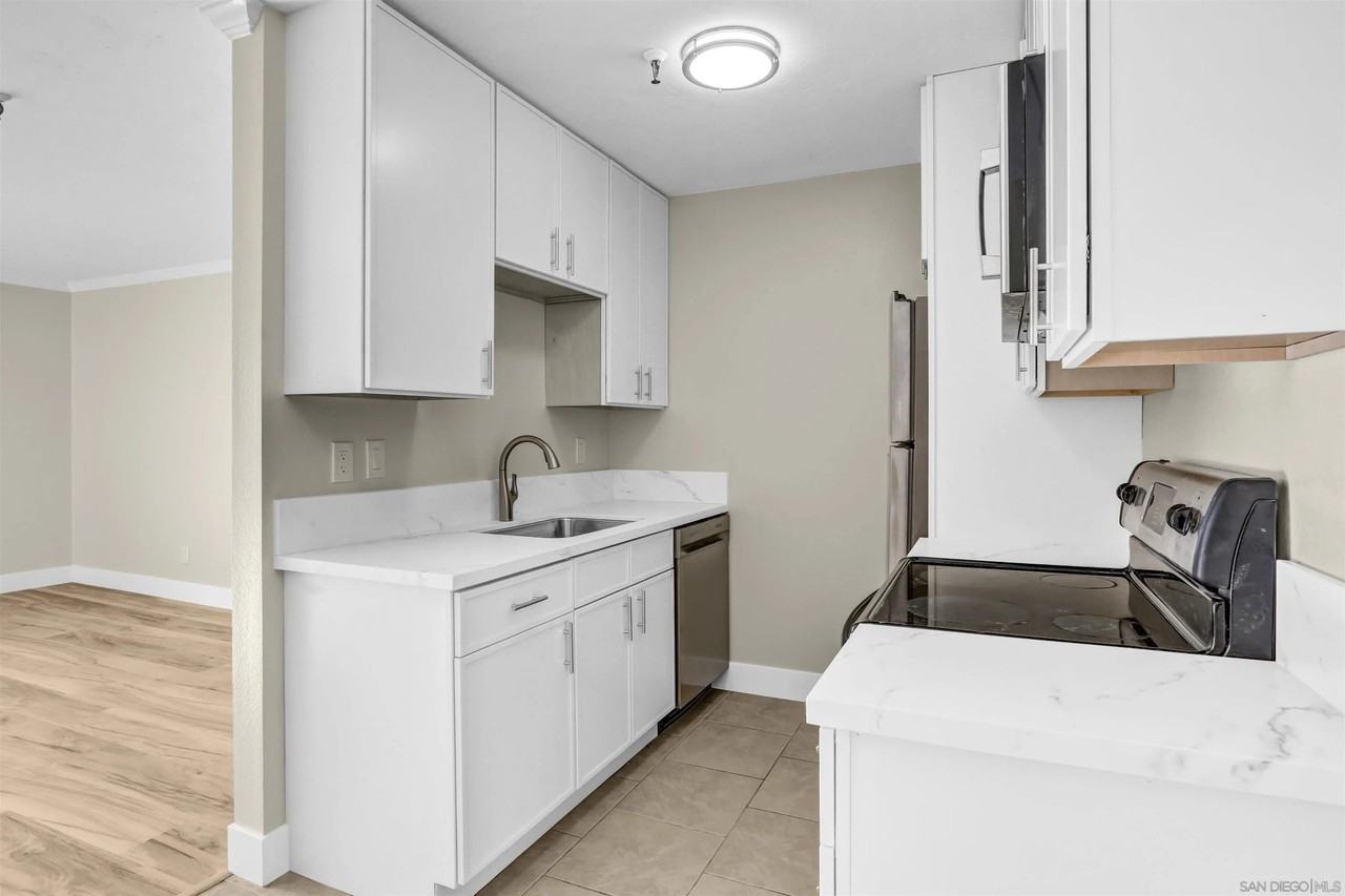 4730 Noyes St Apt 417 - Photo 2 of 20