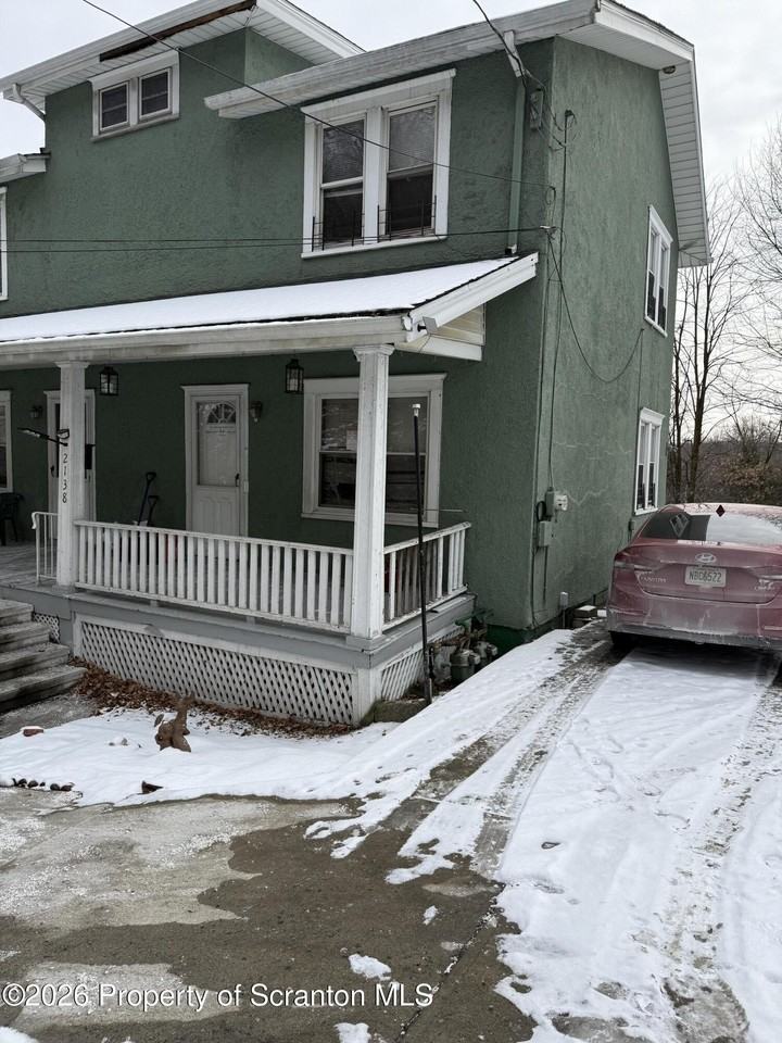 2138 2140 Pond Avenue - Photo 3 of 16