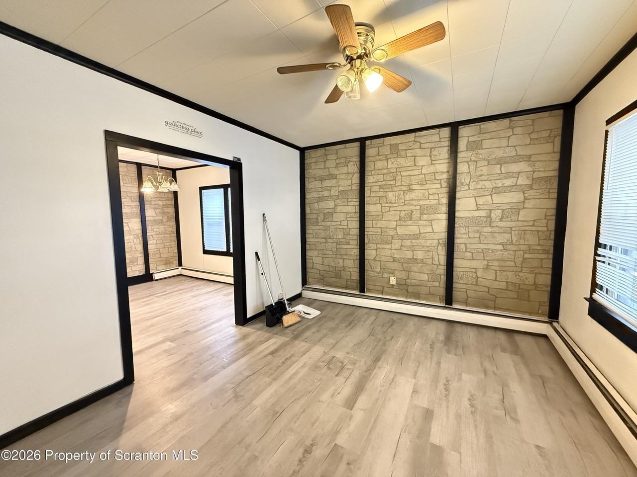 2138 2140 Pond Avenue - Photo 4 of 16